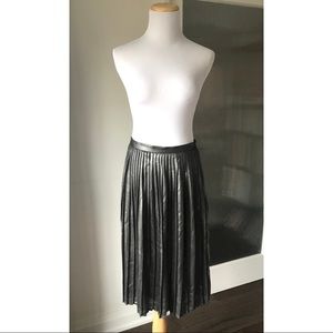Dynamite metallic pleated skirt